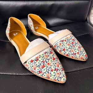 BP (Nordstrom) flats - never worn - Floral print - size 8.5 with original box